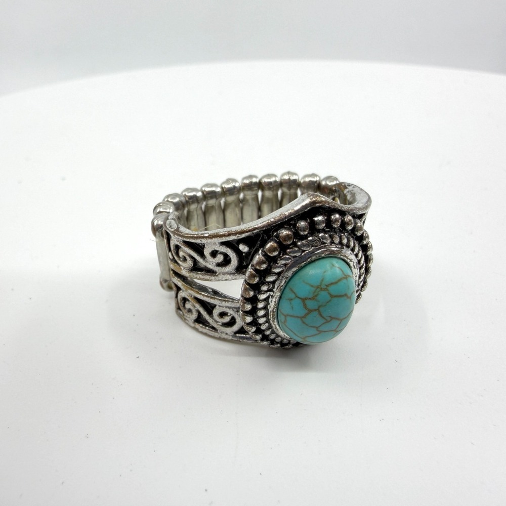 Southwestern Style Silver Tone Scrollwork Elastic Stretch Ring Teal Faux Stone